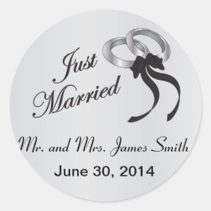 Just Married Personalise Classic Round Sticker