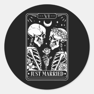 Just Married The Lovers Skeleton Couple Matching H Classic Round Sticker