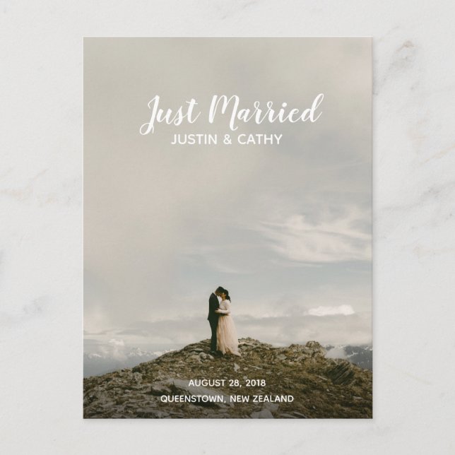 Just Married Wedding Announcement Modern Elegant Postcard (Front)