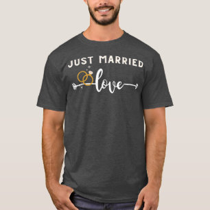 Just Married Wedding Gift Newlywed Bride And Groom T-Shirt