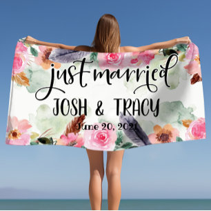 Just Married, Wedding Props, Wedding Photo Props  Beach Towel