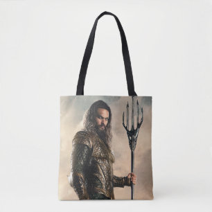 Justice League Aquaman On Battlefield Tote Bag