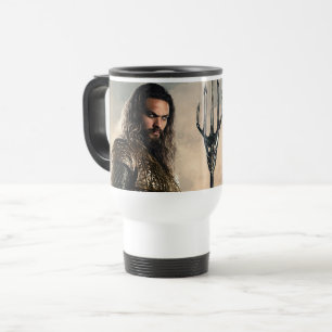 Justice League   Aquaman On Battlefield Travel Mug