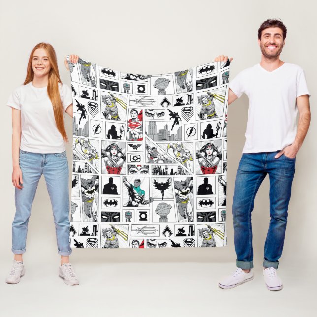Justice League Heroic Panel Pattern Fleece Blanket (In Situ)