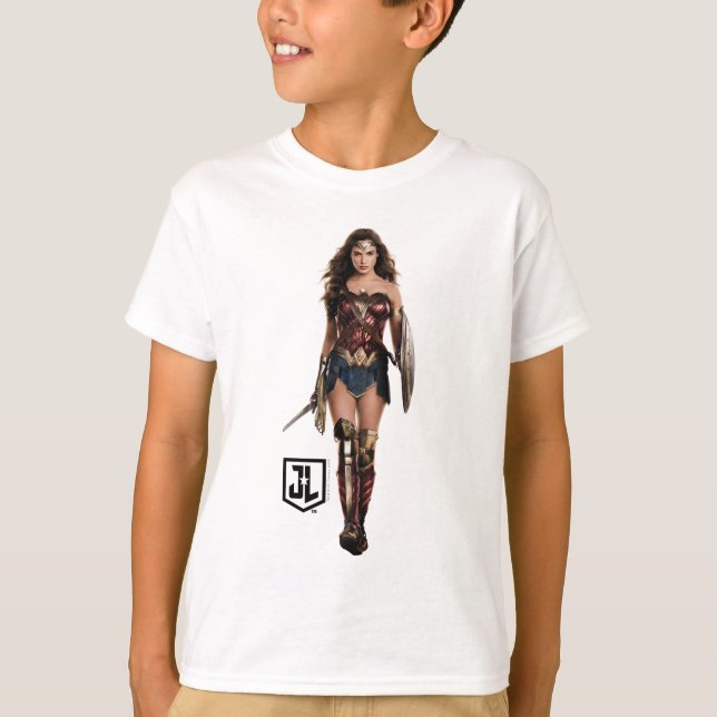 Justice League | Wonder Woman On Battlefield T-Shirt (Front)