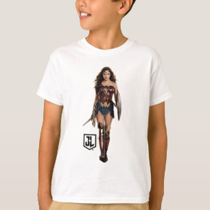 Justice League Wonder Woman On Battlefield T-Shirt
