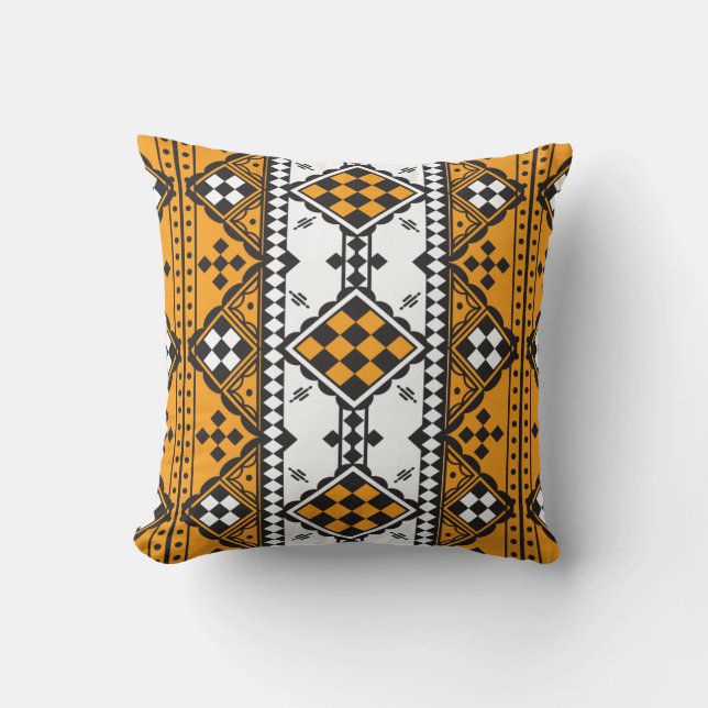 Kabyle pattern cushion (Front)