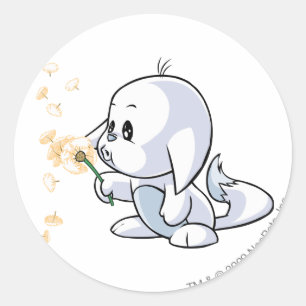 Kacheek White Classic Round Sticker