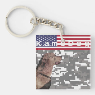 KamoDog Spike w/Flag Keychain