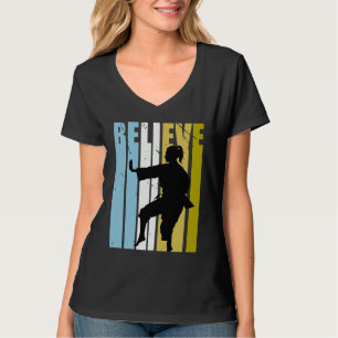 Karate Believe Silhouette Colorful Retro Vintage T-Shirt