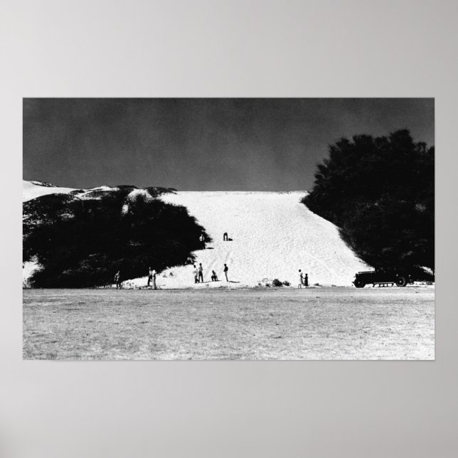 Kauai, Hawaii - View of Barking Sands Poster (Front)