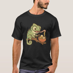 Kawaii Chameleon Eating Ramen – Funny Jungle T-Shirt
