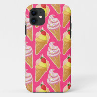 Kawaii pink pattern with strawberry ice cream