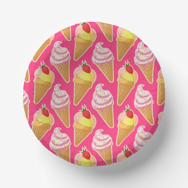 Kawaii pink pattern with strawberry ice cream  paper plate (Front)