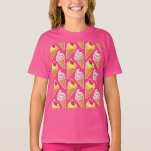 Kawaii pink pattern with strawberry ice cream T-Shirt