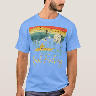Kayak Fishing Vintage Retro Canoe Boating Lake Fis T-Shirt