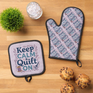Keep Calm and Quilt On Vintage Sewing Lover Design Oven Mitt & Pot Holder Set