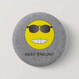 Keep Smiling 6 Cm Round Badge