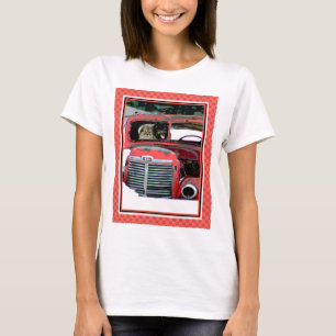 Keeshond Christmas Old Truck Painting Dog Art T-Shirt
