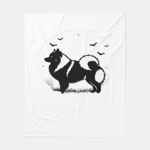 Keeshond Dog � Halloween Moon Silhouette Classic T Fleece Blanket