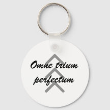 Key chain "Omne trium perfectum"