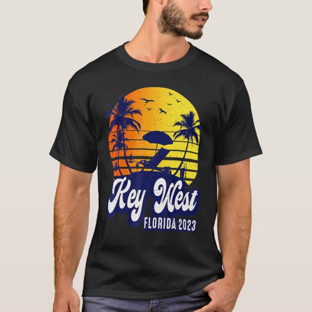 Key West 2023 Florida Sunset Beach Retro T-Shirt (Front)