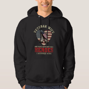 Ki Proud Veteran Wife Us Flag Sunflower Veteran B Hoodie