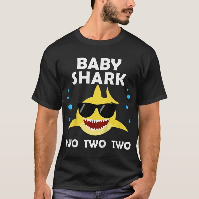 Kids Baby Shark Two 2nd Birthday Party Matching Gi T-Shirt (Front)