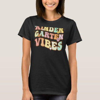 Kids Back To School Kindergarten Vibes Student Tea T-Shirt