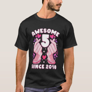Kids Girl 5th birthday, born 2018, K-pop heart, Sa T-Shirt