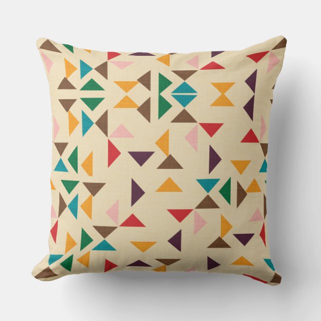 Kilim triangle pattern beige cushion (Front)
