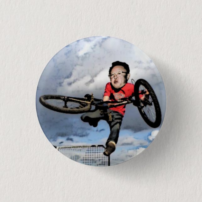 Kim Jong-ils BMX -Pin 3 Cm Round Badge (Front)