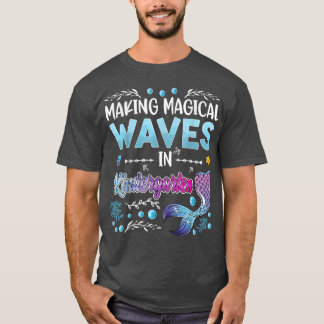 Kindergarten Cute Mermaid girls 1st day of back to T-Shirt