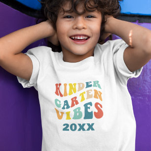 Kindergarten vibes back to school retro  T-Shirt