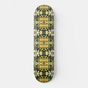 Kinetic Einstein Skateboard