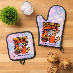 King of the Grill Funny Father's Day BBQ Master  Oven Mitt & Pot Holder Set