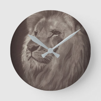 KING OF THE JUNGLE ROUND CLOCK