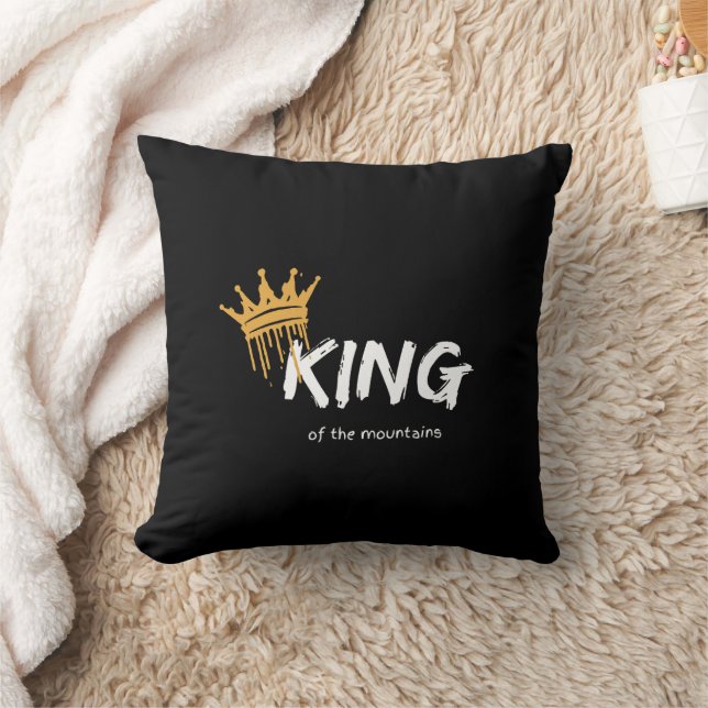 king of the mountain cushion (Blanket)