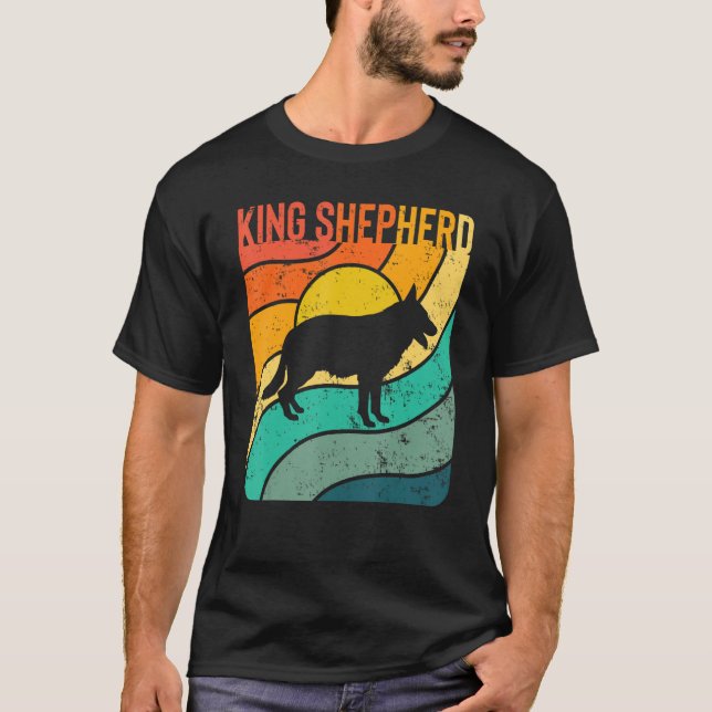 King Shepherd Vintage Sunset Mum Dad T-Shirt (Front)