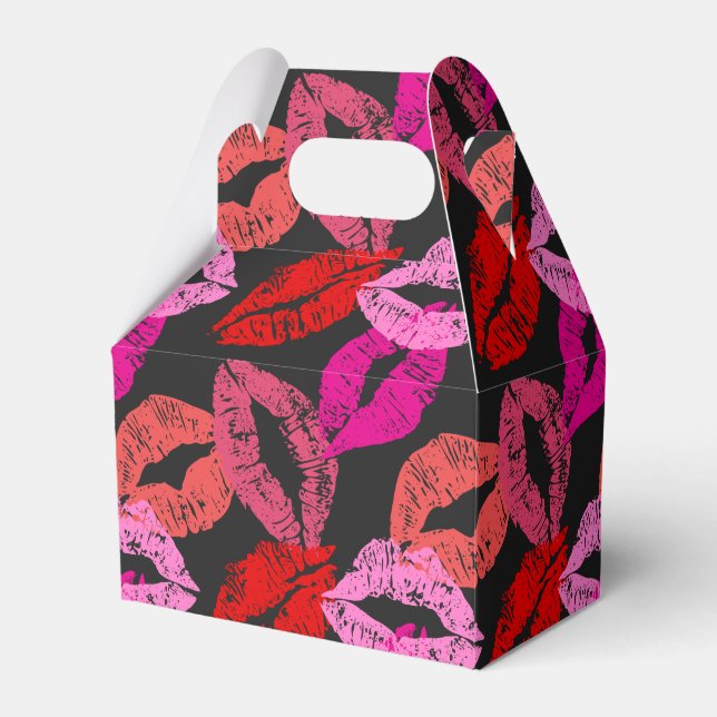 Kiss Mark Favour Box (Front Side)