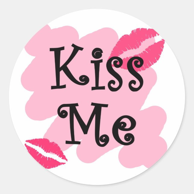 kiss me classic round sticker (Front)