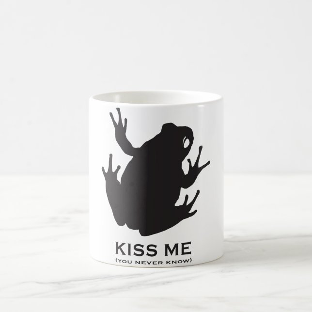 KISS ME COFFEE MUG (Center)