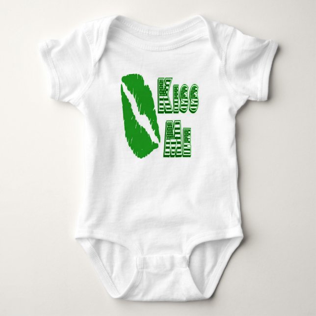 kiss me green lips singlet (Front)