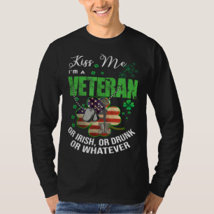 Kiss Me I m A Veteran Irish American Shamrock Flag T-Shirt