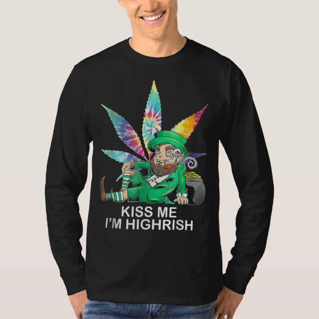 Kiss Me I M Irish Leprechaun Weed Leaf St Patricks T-Shirt (Front)