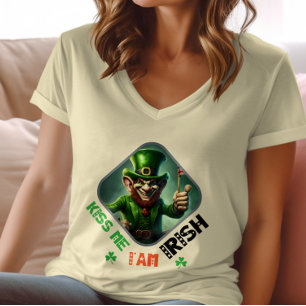 Kiss Me, I'am Irish - Leprechaun's Scavenger Hunt T-Shirt