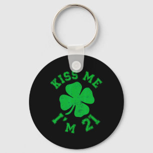 Kiss Me I'm 21 2004 Lucky St. Patrick's Day Shamro Key Ring