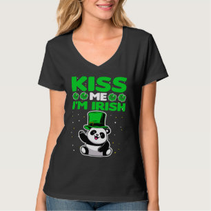 Kiss me I'm Irish Lucky Panda Leprechauns St Patri T-Shirt