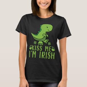 Kiss Me I'm Irish St Patrick's Day Boy Kids Cute D T-Shirt
