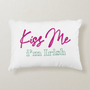 'kiss me i'm irish' T-Shirt Decorative Cushion